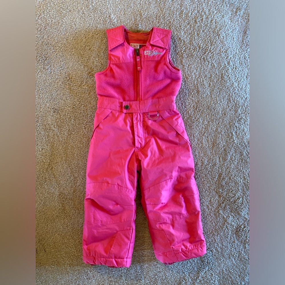 32 Degrees snow bibs.Size 3T